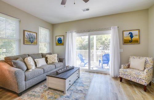Murrells Inlet Casa | Murrells Inlet Home Half-Mi to Marsh Walk!