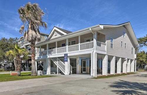 Garden City Apartamento | Murrells Inlet Upstairs Unit 1 Block to Beach!