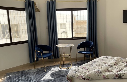 Qurm Apartamento | Muscat's insider tip: Just a 7-minute walk from the beach