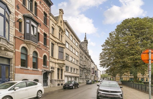 South Antwerp Apartamento | Museum View GLAMOROUS apartment by Lit d'Art Museum South Antwerp