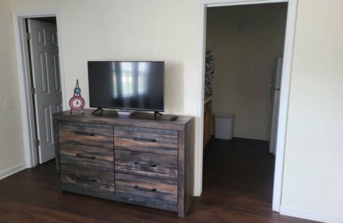 McMinnville Apartamento | Music studio getaway, close to entertainment!