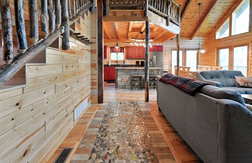 Hayward Cabina | Muskie Ridge- beautiful and rustic 3 bedroom cabin near the Chippewa Flowage.