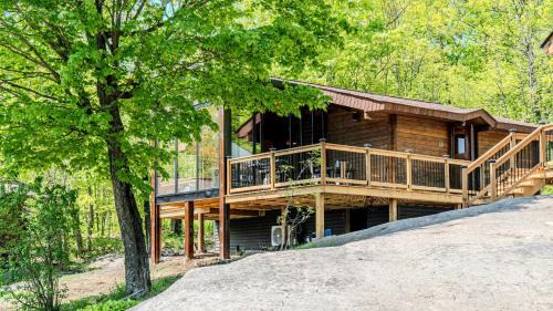 Muskoka Lakes Casa | Muskoka Lakeview Cottage - Pier 100 #40