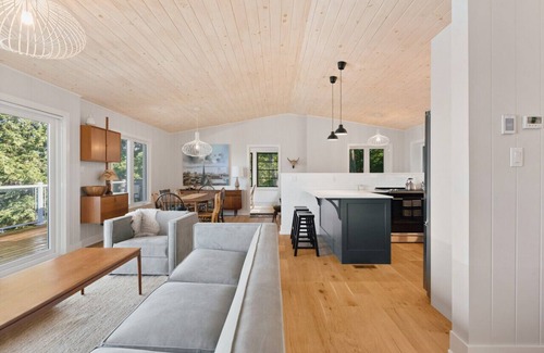 Muskoka Lakes Casa | Muskoka's Dreamcatcher, Lake Muskoka