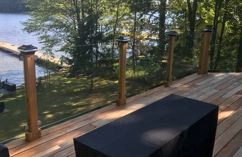 Muskoka Lakes Cabaña | Muskoka Waterfront Cottage - Lake Muskoka Shallow Water Entry