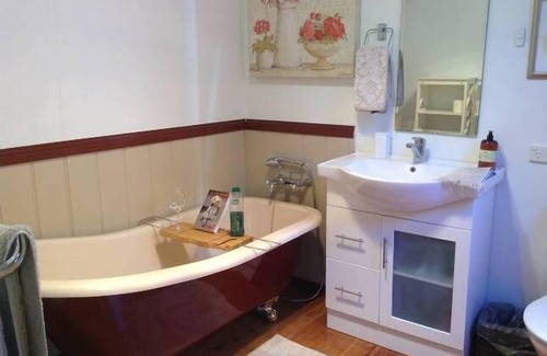 Rutherglen Cama Y Desayuno | Debe amar a los perros B & B suite jardín