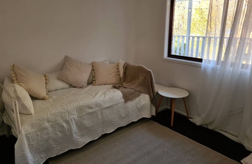 Moss Vale Casa | Must Love Dogs! Time to Paws in Moss Vale.