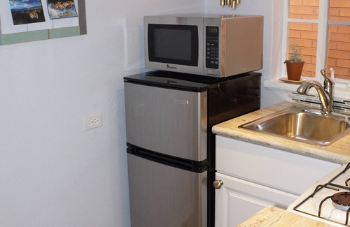 City Park West Apartamento | ¡Debes ver! Encantador en el tranquilo vecindario de Dwntwn, Walk / Bike Everywhere # 3