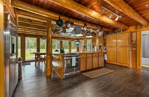 Pillager Cabina | MUST SEE! COZY LOG CABIN WITH SAUNA & HOT TUB!