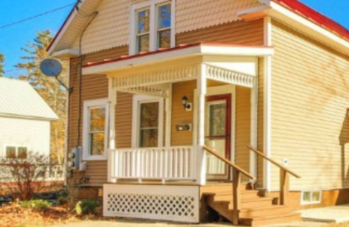 Springfield Casa | MUST-SEE VERMONT MAGICAL FALL FOLIAGE SEASON BOOK NOW