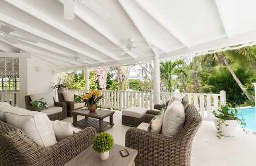 Mullins Villa | Semilla De Mostaza - Villa