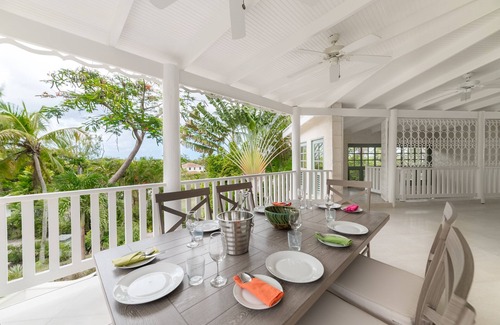 Mullins Villa | Semilla De Mostaza - Villa