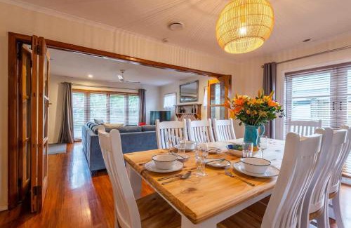 Rotorua Casa | Mutts MTBs & Mud Pools