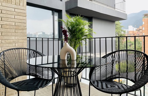 Zona Rosa Apartamento | Muttuo by Wynwood House