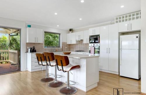 Malua Bay Casa | Muwarra Beach House, at Malua Bay
