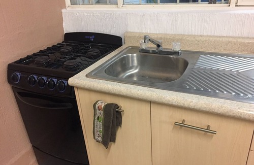 Esterito Casa | A 6 cuadras del malecón, con internet 200 MB de velocidad
