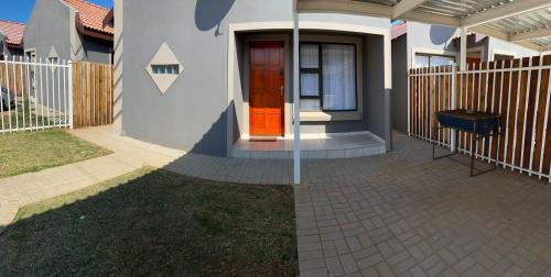 Mangaung Apartamento | MV self-catering Linden