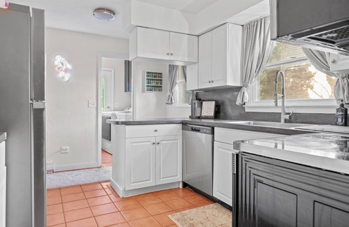 Canton Casa | MVP Manor; 3 Min to HOF & Belden Village
