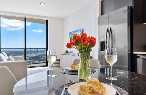 Downtown Miami Apartamento | MVR - 5-Star Resort Pool & Private Balcony