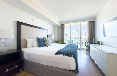 Coconut Grove Hotel | MVR Balcony Suite You will Want to Book Fast