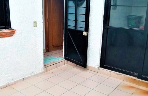 Tequisquiapan Casa | Espaciosa casa con alberca y asador en el Club de Golf Tequisquiapan