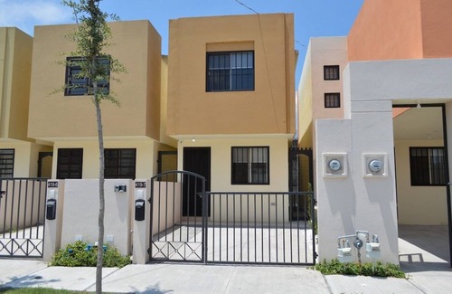 García Casa | Igualdad 419-7, Mitras Bicentenario