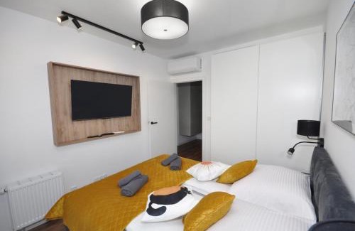 Podgorze Apartamento | Myśliwska Solar Garden Premium Apartment Wawelofts - free Garage