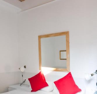 El Raval Apartamento | My Address in Barcelona Old Town