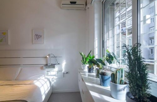 Cinecitta Apartamento | My Cozy White House