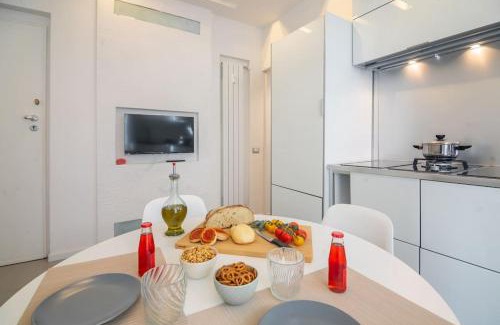Cinecitta Apartamento | My Cozy White House