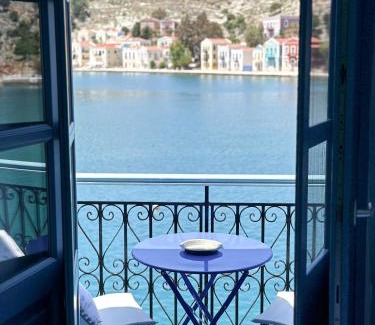 Megisti Casa | My Crown House, Kastellorizo Port