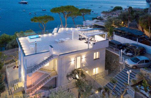 Marina del Cantone Villa | My Exclusive Italy - Villa by the beach with sea-view and Luxury amenities