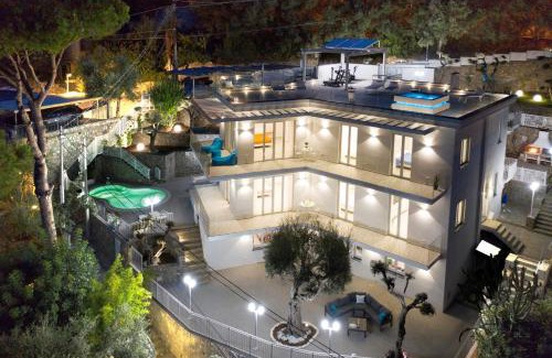 Marina del Cantone Villa | My Exclusive Italy - Villa by the beach with sea-view and Luxury amenities