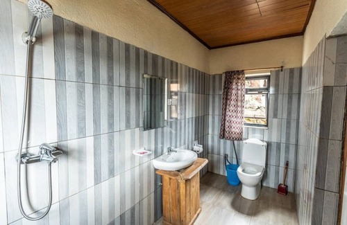 Gashaki Cabina | My Hill Eco-Lodge