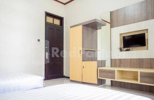 Surabaya Hotel | My Hommy Homestay Mitra RedDoorz
