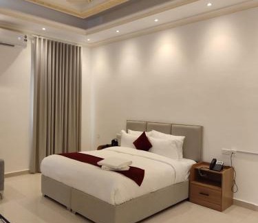 Manah Hotel | MY HOTEL Oasis Majan Pool Chalets and Rooms