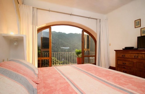 Mismaloya Casa | my house is your house