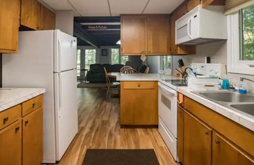 Charter Hills Alquiler De RV | My little Cabin in the Woods at Beech Mountain!
