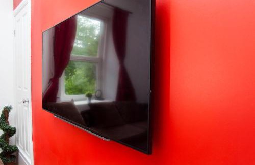 Marchmont Apartamento | My Meadows, City Centre Apartment, Sunny&Spacious