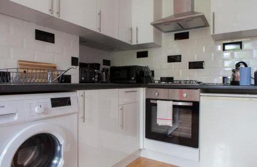 Marchmont Apartamento | My Meadows, City Centre Apartment, Sunny&Spacious