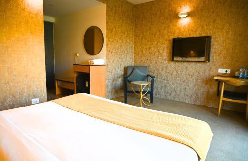 Gurugram Hotel | My One Hotel-Golf Course Road