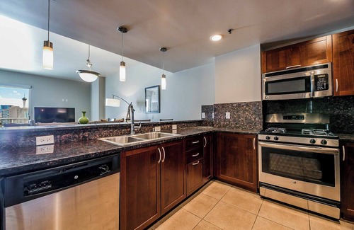 Downtown Las Vegas Condominio | MY PLACE.... ON THE FREMONT STREET EXPERIENCE- THE HEART OF IT ALL!