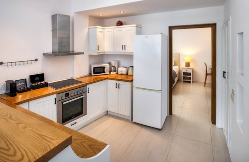 Kamari Villa | Villa en Fira con 2 habitaciones, capacidad 5
