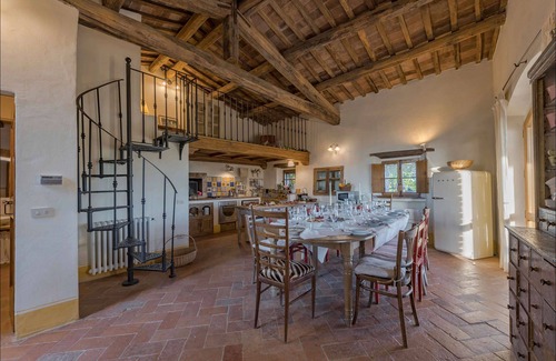 Pienza Villa | My Rental Homes - Podere il Sogno with private pool and large garden