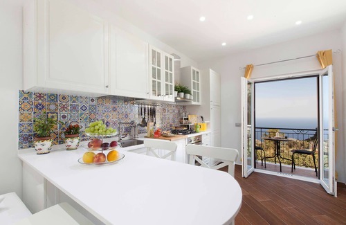 Termini Villa | Villa del Saraceno, en una zona tranquila, a 20 minutos de Sorrento, con piscina, 3 habitaciones para 8 personas