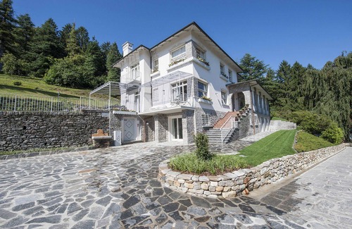 Baveno Villa | Villa en Baveno con 5 habitaciones, capacidad 10