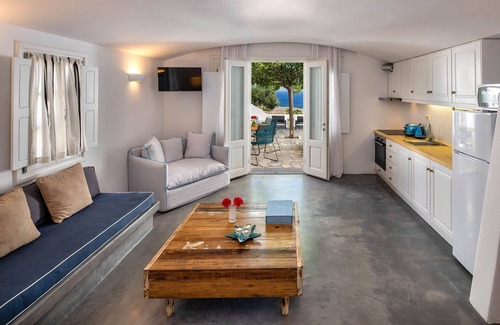 Kamari Villa | Villa en Fira con 1 habitaciones, capacidad 4