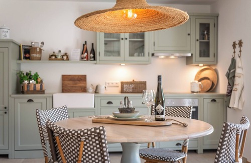 Fischbachau Apartamento | MY STAY: Country-style relaxation with your own garden for families and friends
