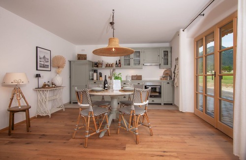 Fischbachau Apartamento | MY STAY: Country-style relaxation with your own garden for families and friends