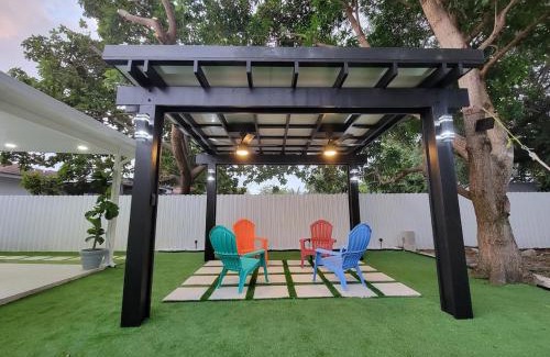 Flagami Casa | My Tropical Paradise in Miami